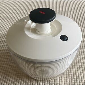 OXO Good Grips Salad Spinner